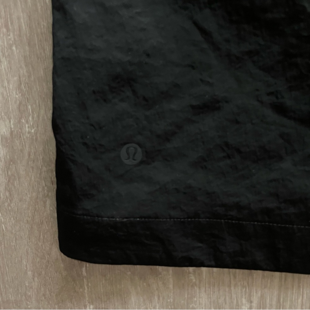 Lululemon Lightweight Collared A-Line Coat Jacket in Black - Picture 9 of 12